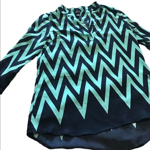 Rue 21 size medium blouse new without tags see pictures awesome look - Picture 1 of 6